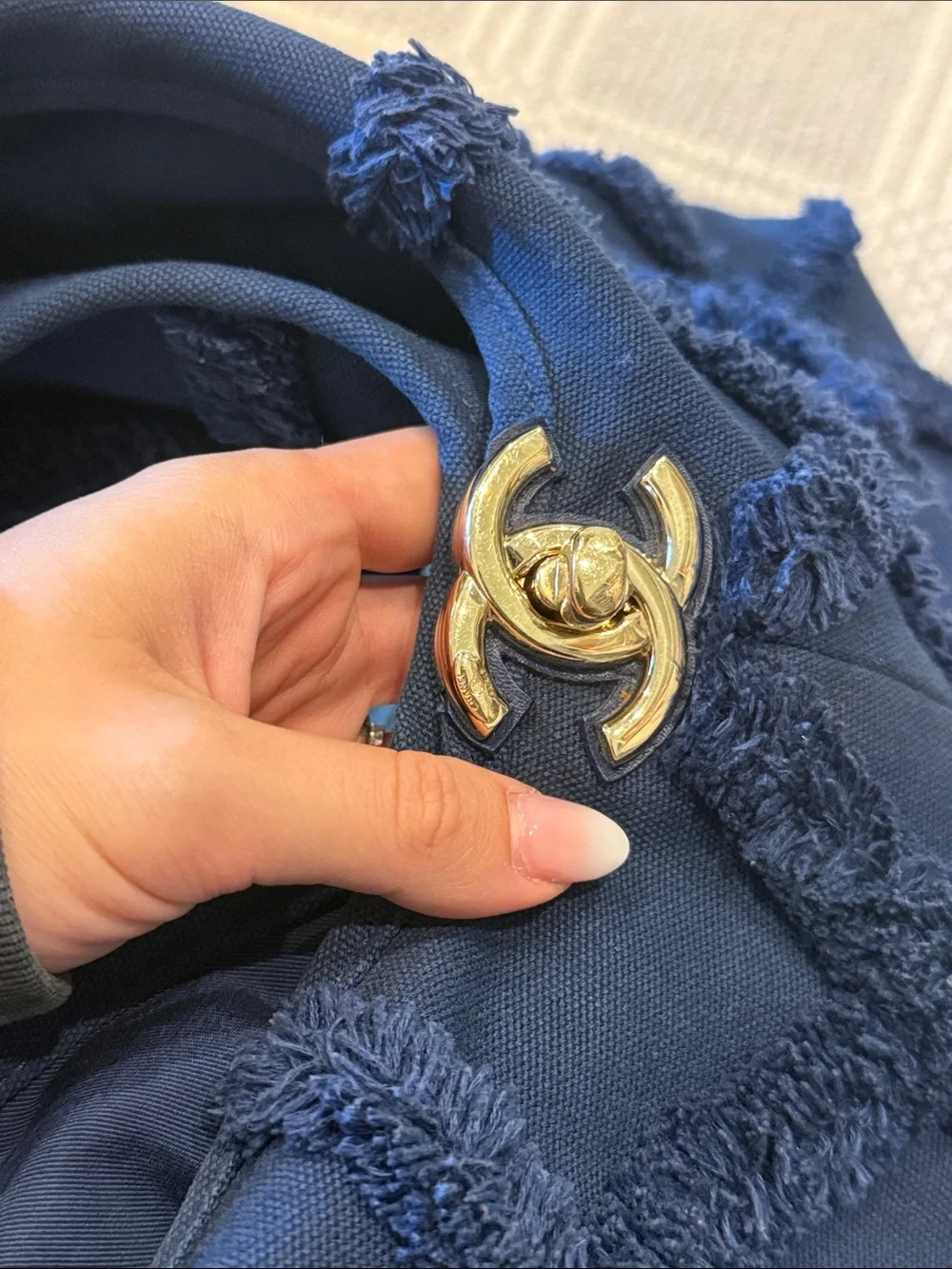 Chanel 21C Large Hobo Bag Navy & Gold